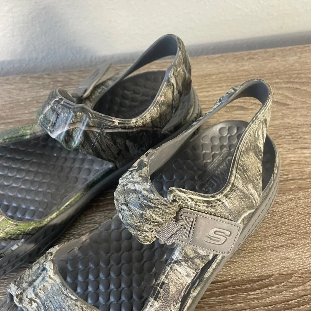 Skechers foamies creston